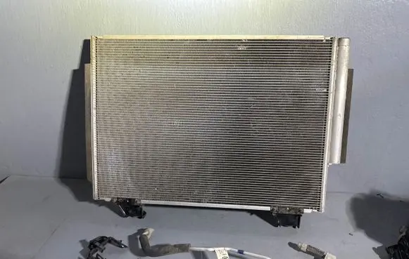 Toyota Hilux (AN10, AN20, AN30) A/C cooling radiator (condenser) 884600K120A 269245901