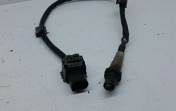 Mercedes-Benz E W211 Lambda probe sensor 0045427318 0258017108
