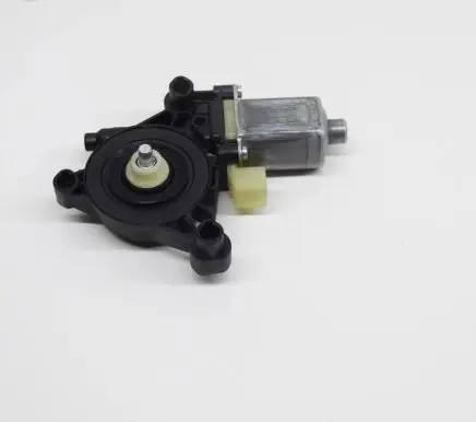 Audi Q2 - Front door window regulator motor 0130822717 5Q0959801B