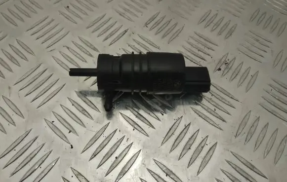 BMW 6 F12 F13 Windscreen/windshield washer pump 6934160 67126934160