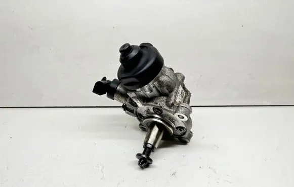 BMW 5 G30 G31 Fuel injection high pressure pump 8511626 0445010768 170206