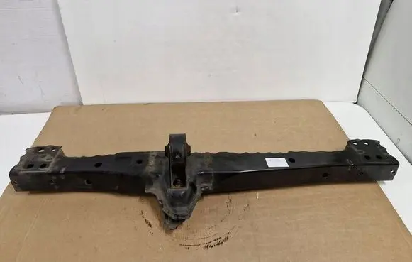 Toyota Avensis T270 Bottom radiator support slam panel 