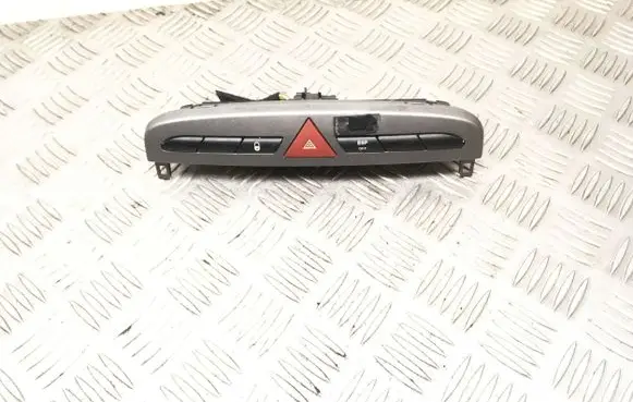 Peugeot 308 Hazard light switch 03069010 9659215177 706300