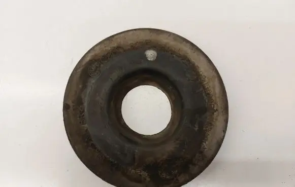 Volkswagen Golf VII Front coil spring rubber mount 5Q0512149A