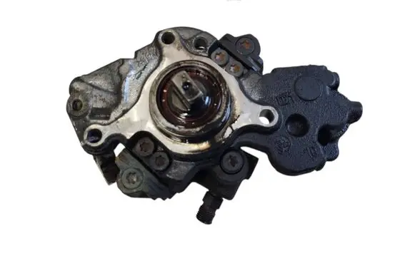 Ford Kuga I Fuel injection high pressure pump 9687959180 9424A050A 0023468AER