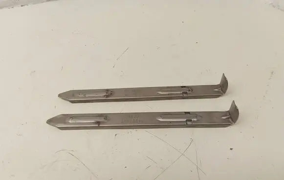 Volvo S80 Headlight/headlamp mounting bracket 30678340