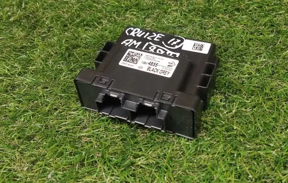 Chevrolet Cruze II Parking PDC control unit/module 13514855 F00HJ01659