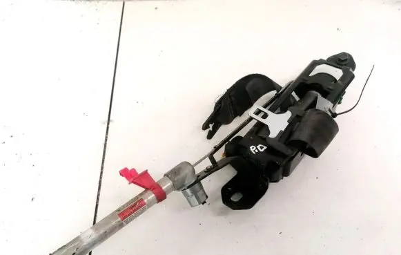 Volvo S60 Front seatbelt