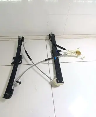 Audi A3 S3 8V Front door electric window regulator 8V4837462 A000280226