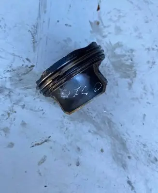 BMW 1 E81 E87 Piston 084201