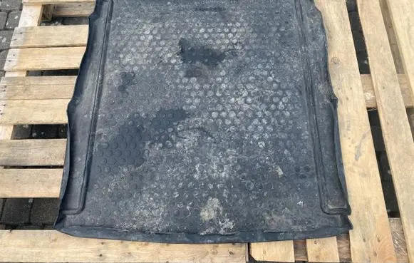 Volkswagen PASSAT B6 Rubber trunk/boot mat liner 54160
