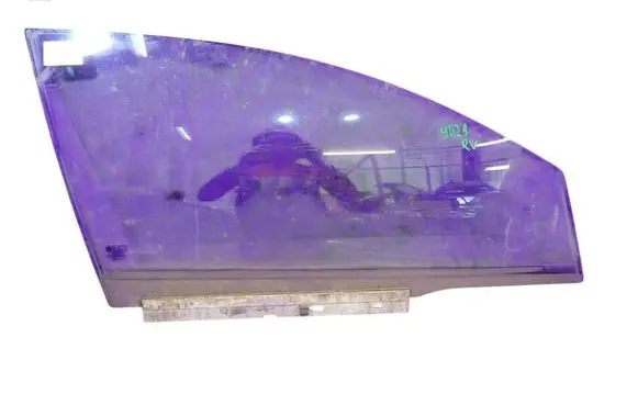 Opel Vectra C Front door window glass four-door 
