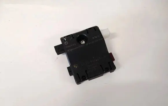 BMW X5 E70 Antenna control unit 920039003 6520-914491-01