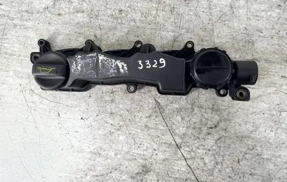 Ford Focus Rocker cam cover 9651815680