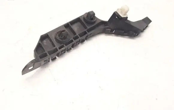 Honda Accord Fender mounting bracket