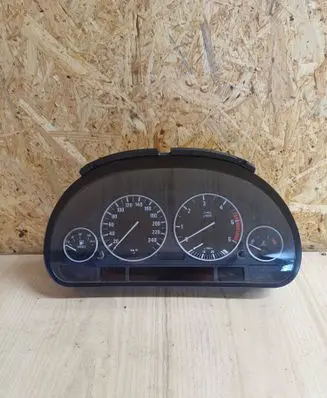 BMW 5 E39 Speedometer (instrument cluster) 62116914883 11000878498
