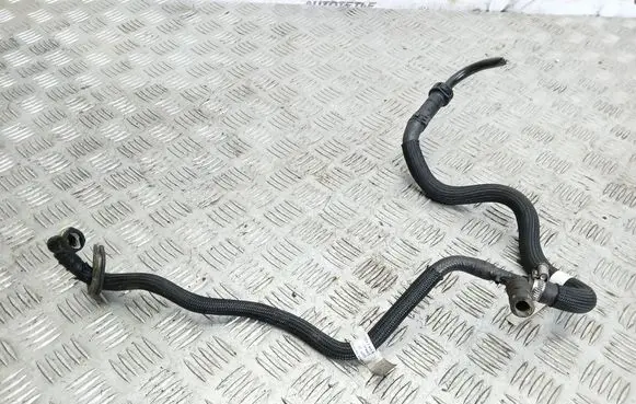 BMW 5 F10 F11 Fuel line pipe 7810786