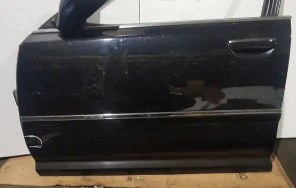 Audi A8 S8 D3 4E Front door