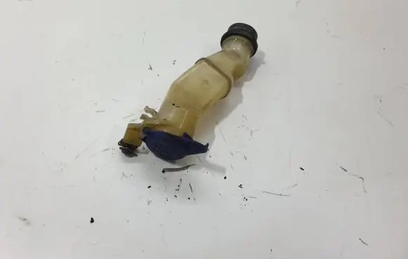 Volvo V70 Window washer liquid tank fill tube 9178568