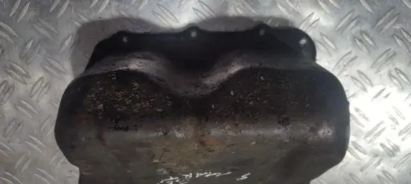 Oil sump