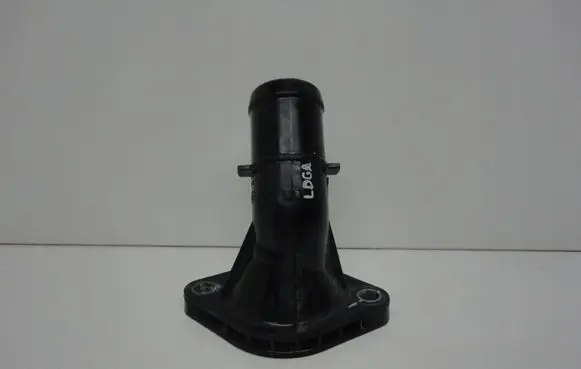 Hyundai Lantra II Engine coolant pipe/hose