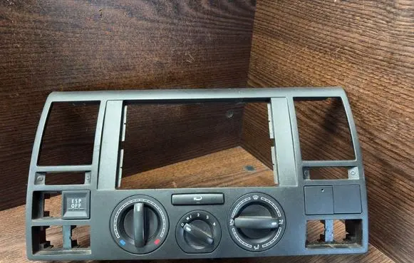 Volkswagen Transporter - Caravelle T5 Climate control unit 7H0819045A 7H0819045