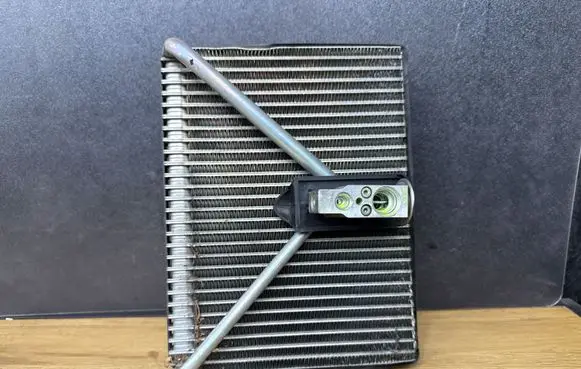 Volvo V70 Air conditioning (A/C) radiator (interior) 66632