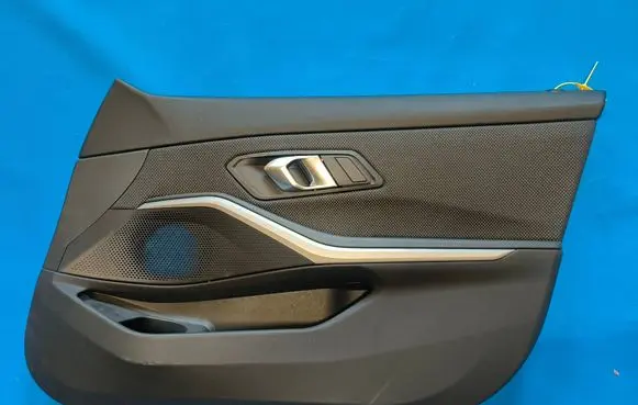 BMW 3 G20 G21 Front door card panel trim 