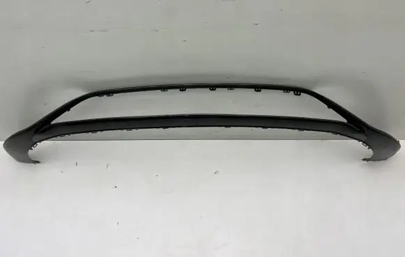 Front bumper lip