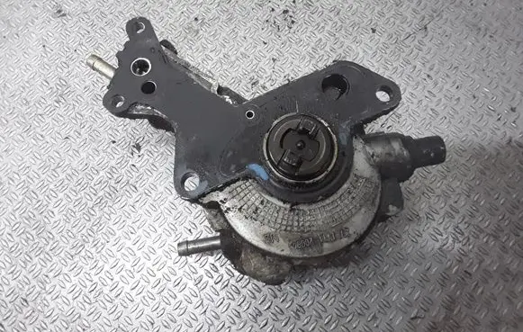 Ford Galaxy Vacuum pump 038145215