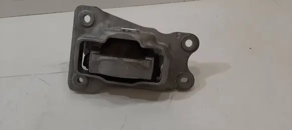 Volvo XC90 Engine mount bracket EY8BA R0MAN1A