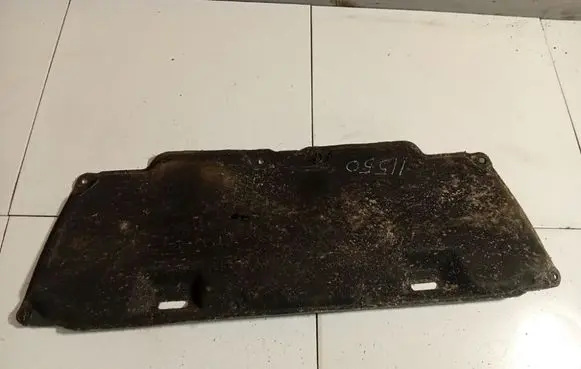 Nissan Juke I F15 Other trunk/boot trim element
