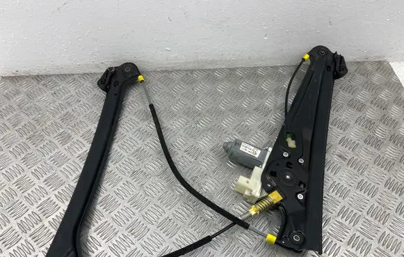 BMW 7 E65 E66 Front door window regulator with motor 7024812 8223826