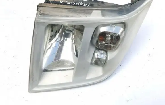 Ford Transit Headlight/headlamp