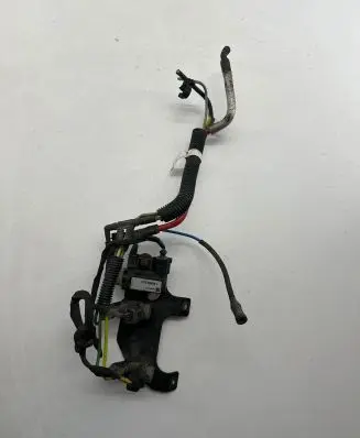 Volkswagen Phaeton Vacuum valve 700868020 04766959AA