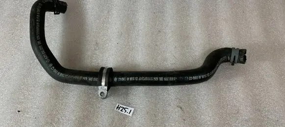 Mercedes-Benz E W211 Engine coolant pipe/hose A2118302515