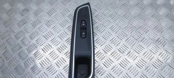 Nissan Micra K14 Electric window control switch 809605FA5E