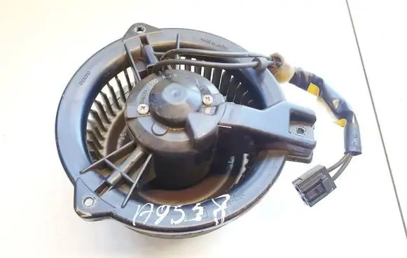 Toyota Prius (XW20) Heater fan/blower 1940001390 194000-13908j8