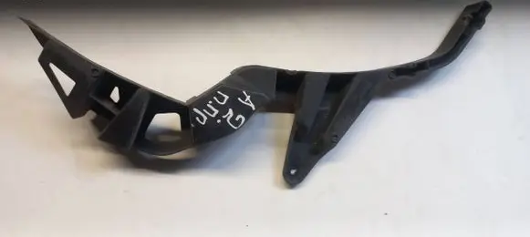 Audi A2 Front bumper mounting bracket 8Z0854730