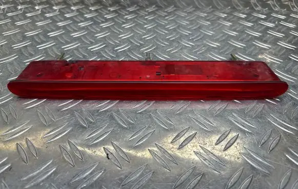 BMW 3 E46 Third/center stoplight 8368765 286100