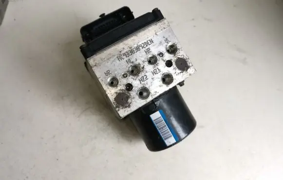 Volkswagen PASSAT B6 ABS Pump 3C0614109AF