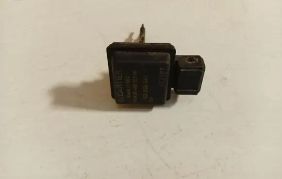 Citroen Xsara Picasso Coolant level sensor 63299048