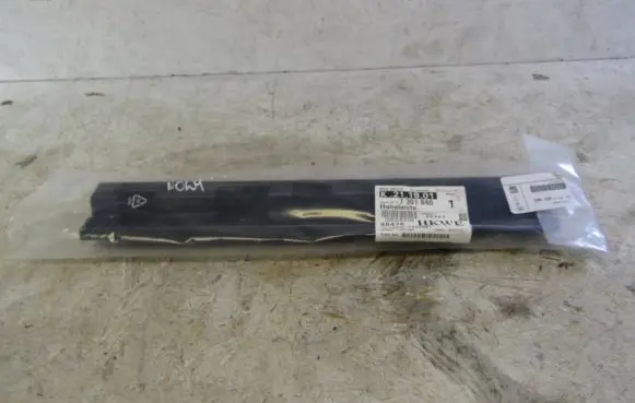 BMW 2 F45 Sill/side skirt trim 7301940