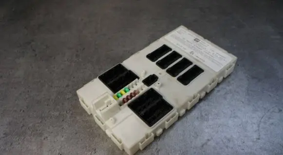 BMW 1 F20 F21 Other control units/modules 6843901 684390102