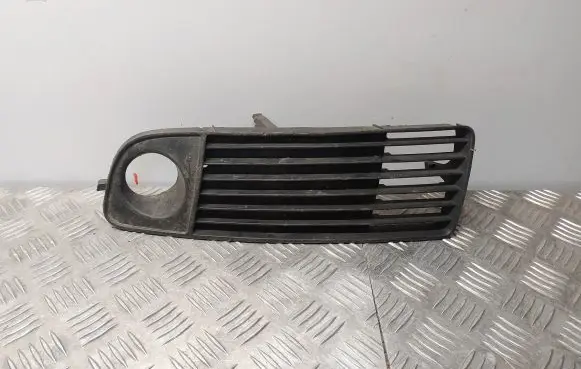 Audi A6 S6 C6 4F Front bumper lower grill 4B0807681J