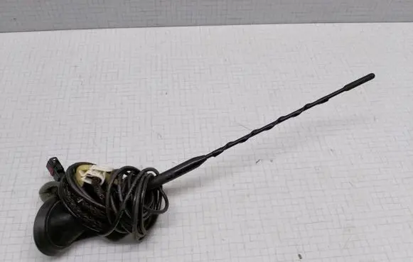 Volkswagen Golf IV Radio antenna 3B5035550AG