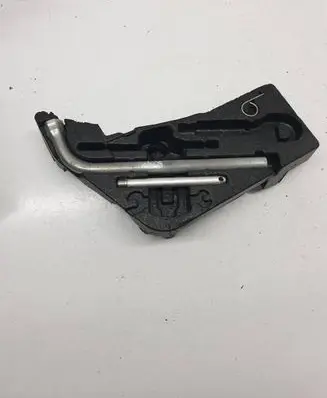 Audi Q7 4L Tool box 4L0012113C