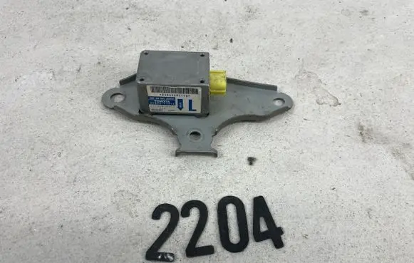Lexus IS 200-300 Airbag deployment crash/impact sensor 8983053010