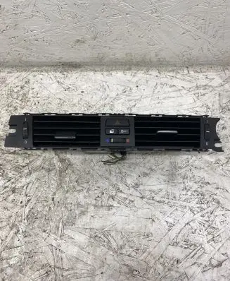 BMW 3 E90 E91 Dash center air vent grill 9130464903