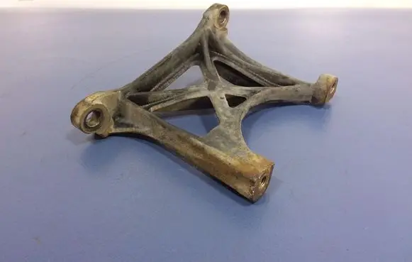 Toyota Avensis T250 Engine mount vacuum valve 17118-0G010